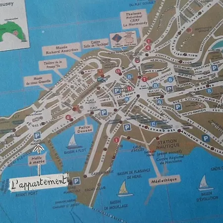 Rare A Granville! Avec Terrasse! Vue Mer!