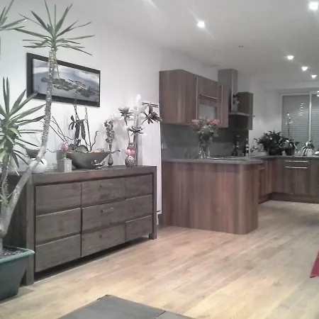 Rare A Granville! Avec Terrasse! Vue Mer! * גראנוויל