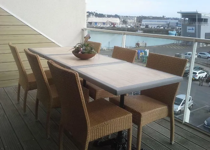 Rare A Granville! Avec Terrasse! Vue Mer! Lejlighed