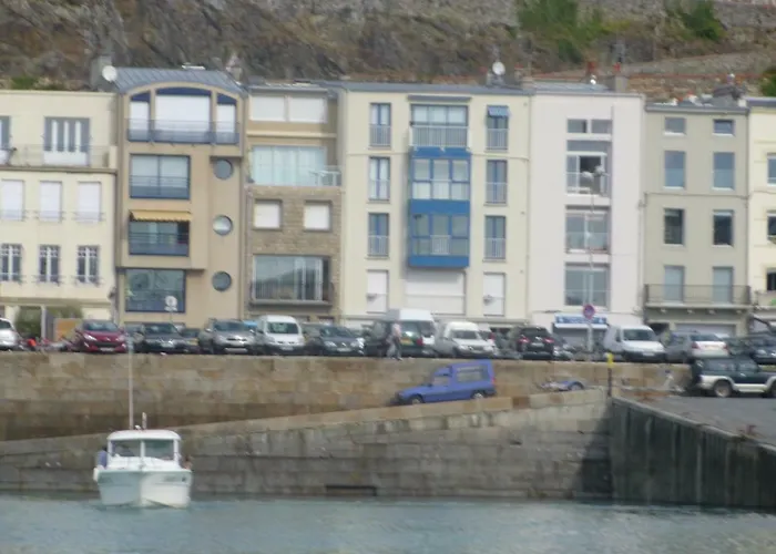 Rare A Granville! Avec Terrasse! Vue Mer! Granville